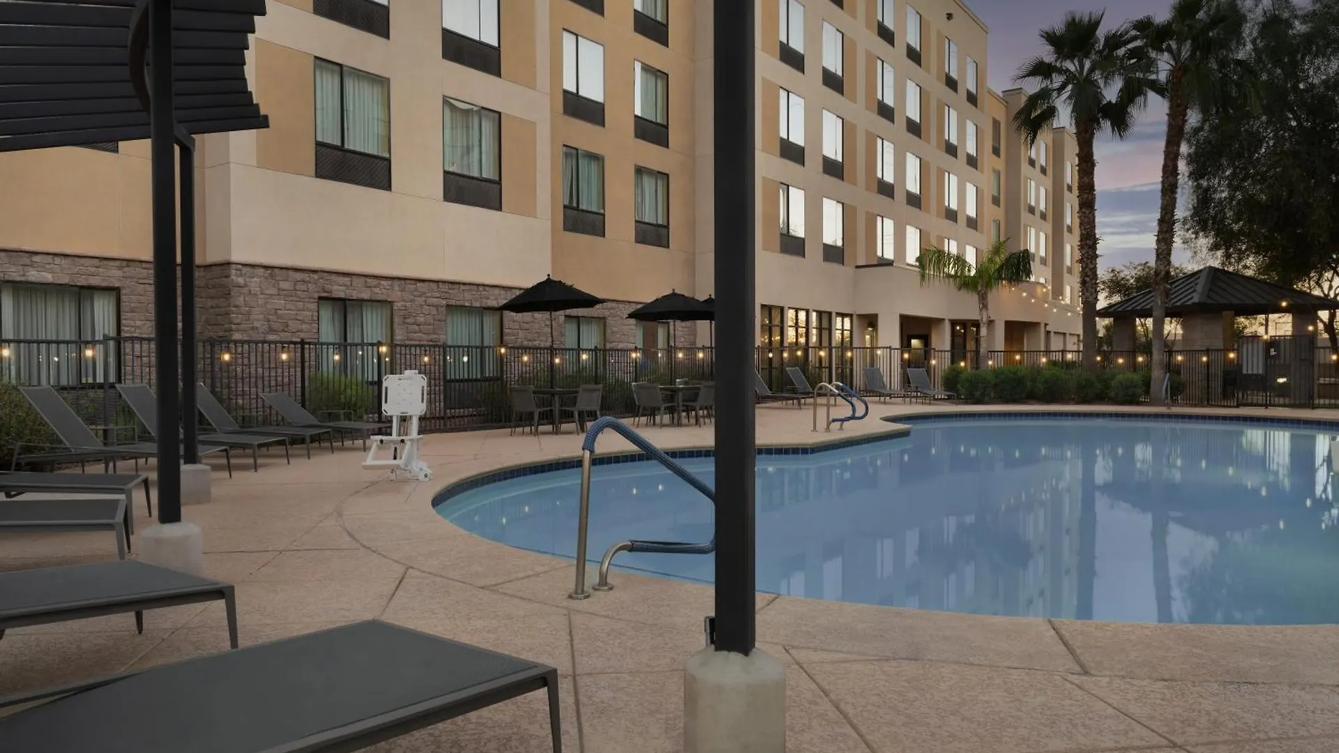 Courtyard Phoenix North / Happy Valley United States
